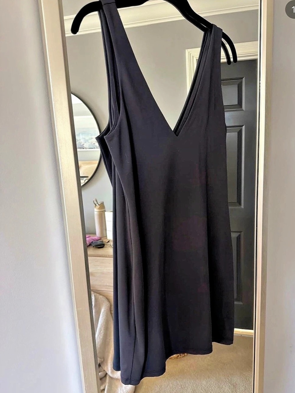Babaton Contour V-Neck Mini Dress Black